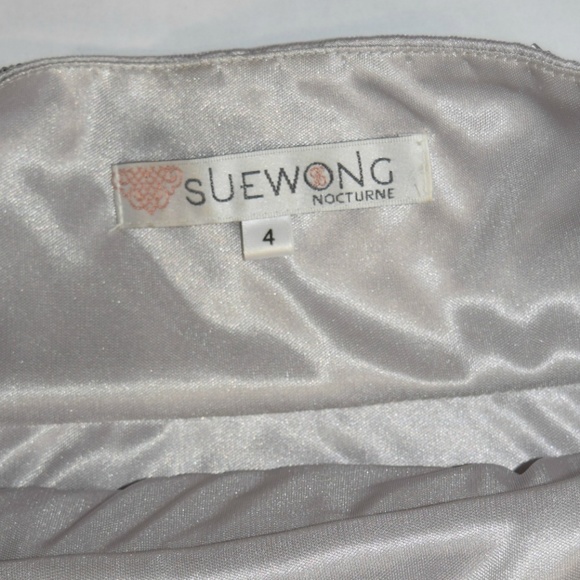 SUE WONG Silver Beaded Scalloped Cocktail Dress - Picture 5 of 8